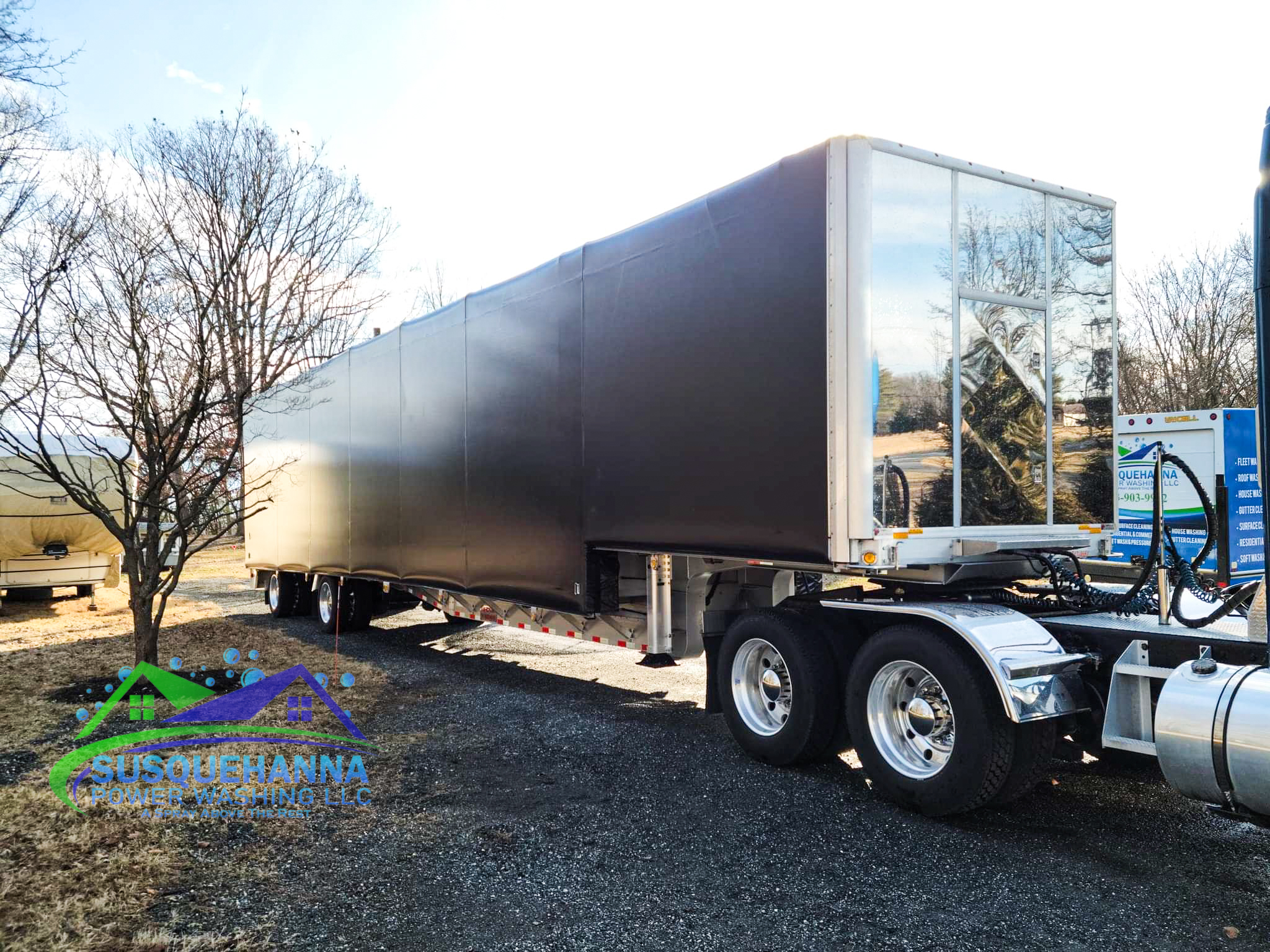 received_556125609353680